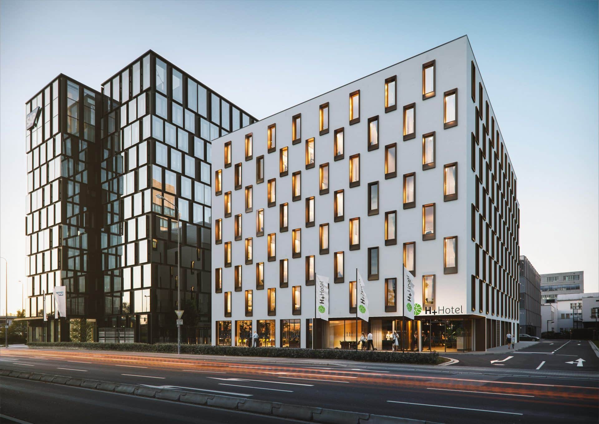 Hotel H+ Eschborn, Außenansicht – LEED Gold zertifiziert